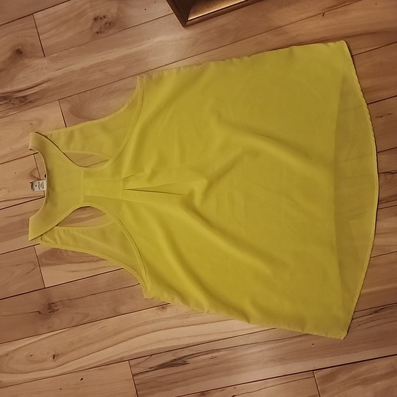 American Rag tank top - Picture 3 of 3